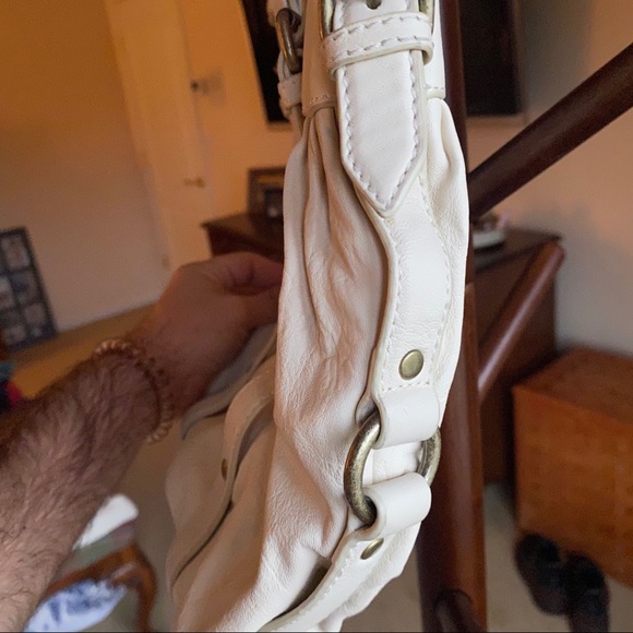 Cynthia Rowley Cream Leather Handbag - Picture 7 of 10